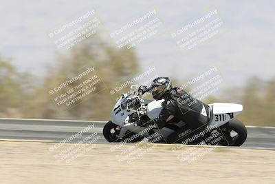 media/Apr-20-2025-CVMA (Sun) [[39090e8767]]/Race 9-Formula LW Twins Shootout/